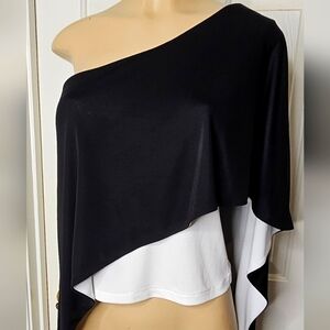 🔥🔥"Fabrik" Chic Black and White One-shoulder Asymmetrical Top